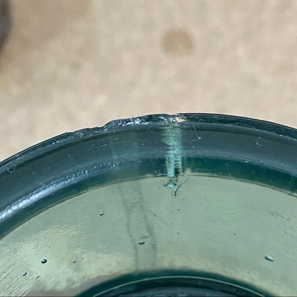 Vintage HC & Co Aqua Green Beehive Glass Insulator Marked “H” - Picture 11 of 12